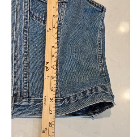 Vintage Levis‎ Womens Denim Vest Size L Harley Sturgis 2005 Biker Patches - Picture 8 of 11